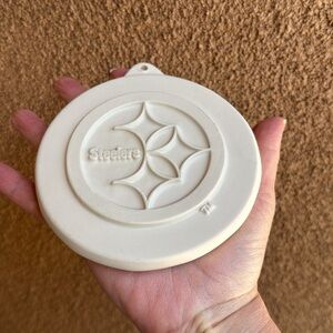 NWOT Pittsburgh Steelers NFL Pfaltzgraff
5" Cookie Mold VINTAGE RARE